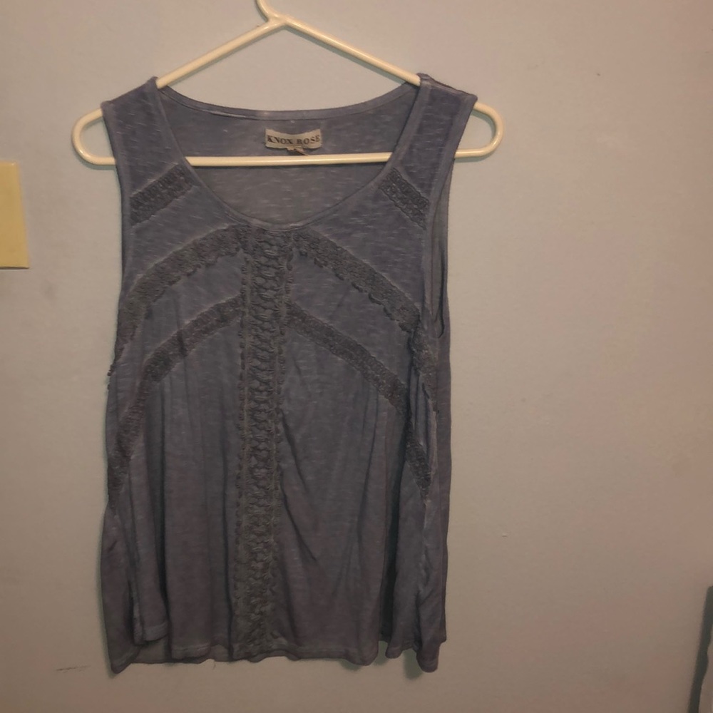 baby blue patterned tank top